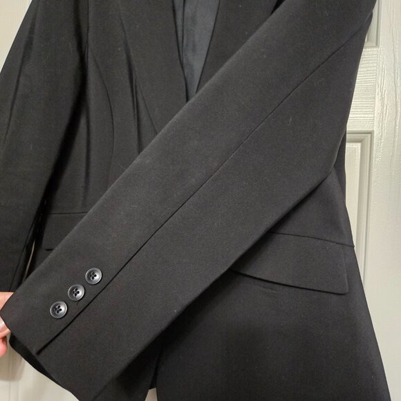 ELLE Black Single-Button Blazer | Women’s Size 8 | Classic Tailored Work Jacket - Picture 3 of 12